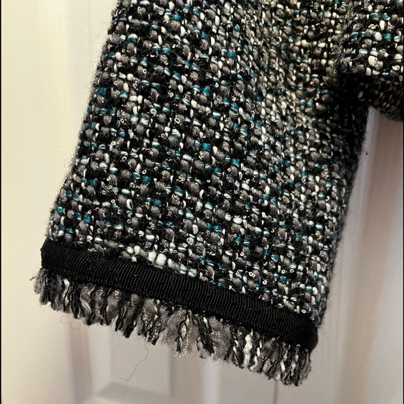 The perfect tweed blazer👍🏼 - Picture 7 of 7